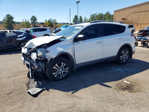 2017 TOYOTA RAV4 LE — Front 3/4