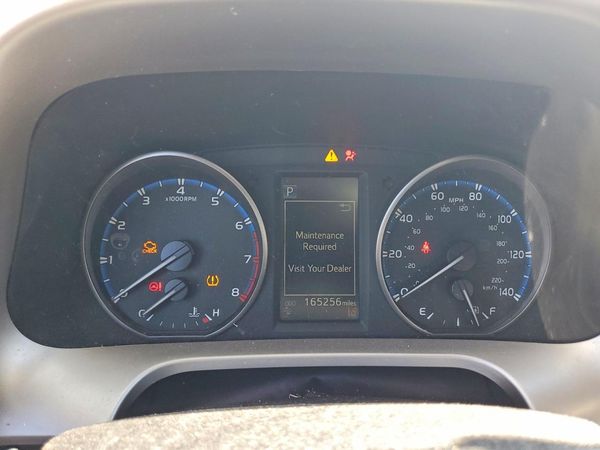 2017 TOYOTA RAV4 LE — ODOM