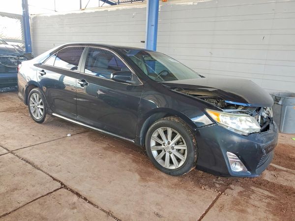 2012 TOYOTA CAMRY — Passenger 3/4