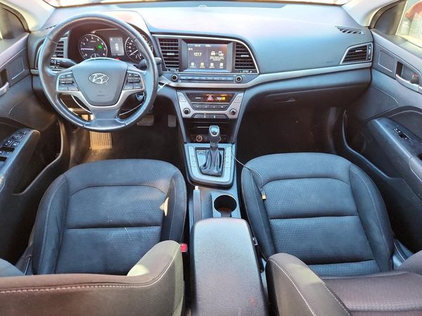 2017 HYUNDAI ELANTRA — CKPT
