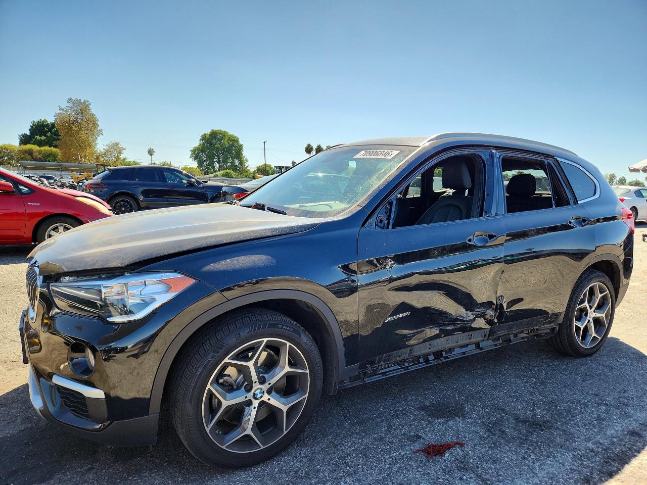 2018 BMW X1 xDrive28i — Front 3/4