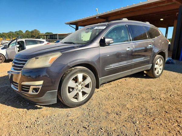 2015 CHEVROLET TRAVERSE LTZ — Front 3/4