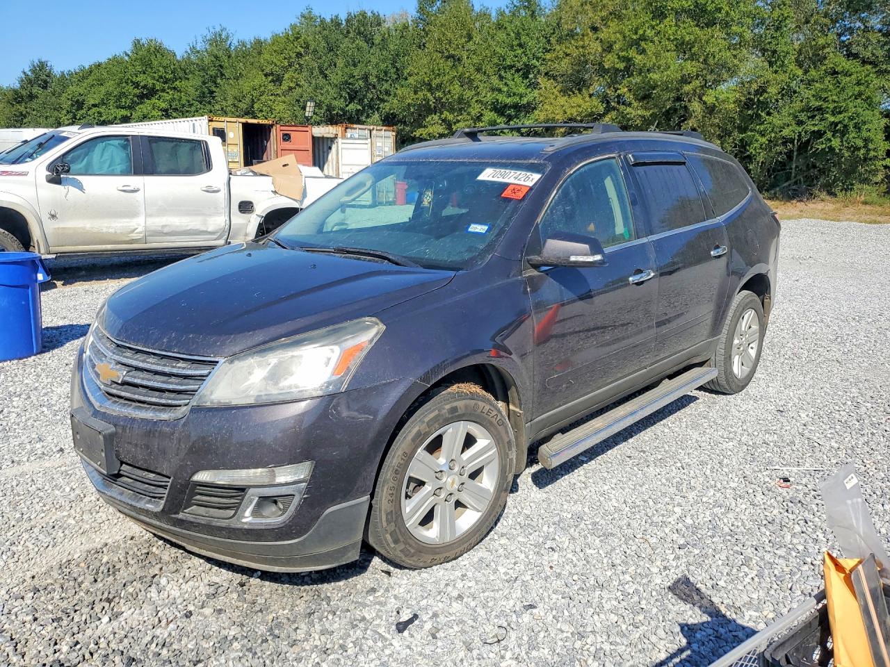 2013 CHEVROLET TRAVERSE 2LT — Front 3/4