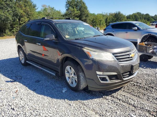 2013 CHEVROLET TRAVERSE 2LT — Passenger 3/4