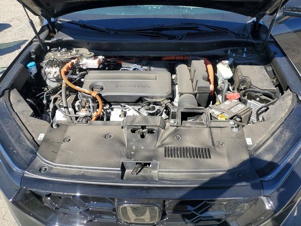 2026 HONDA CR-V Sport — Engine bay