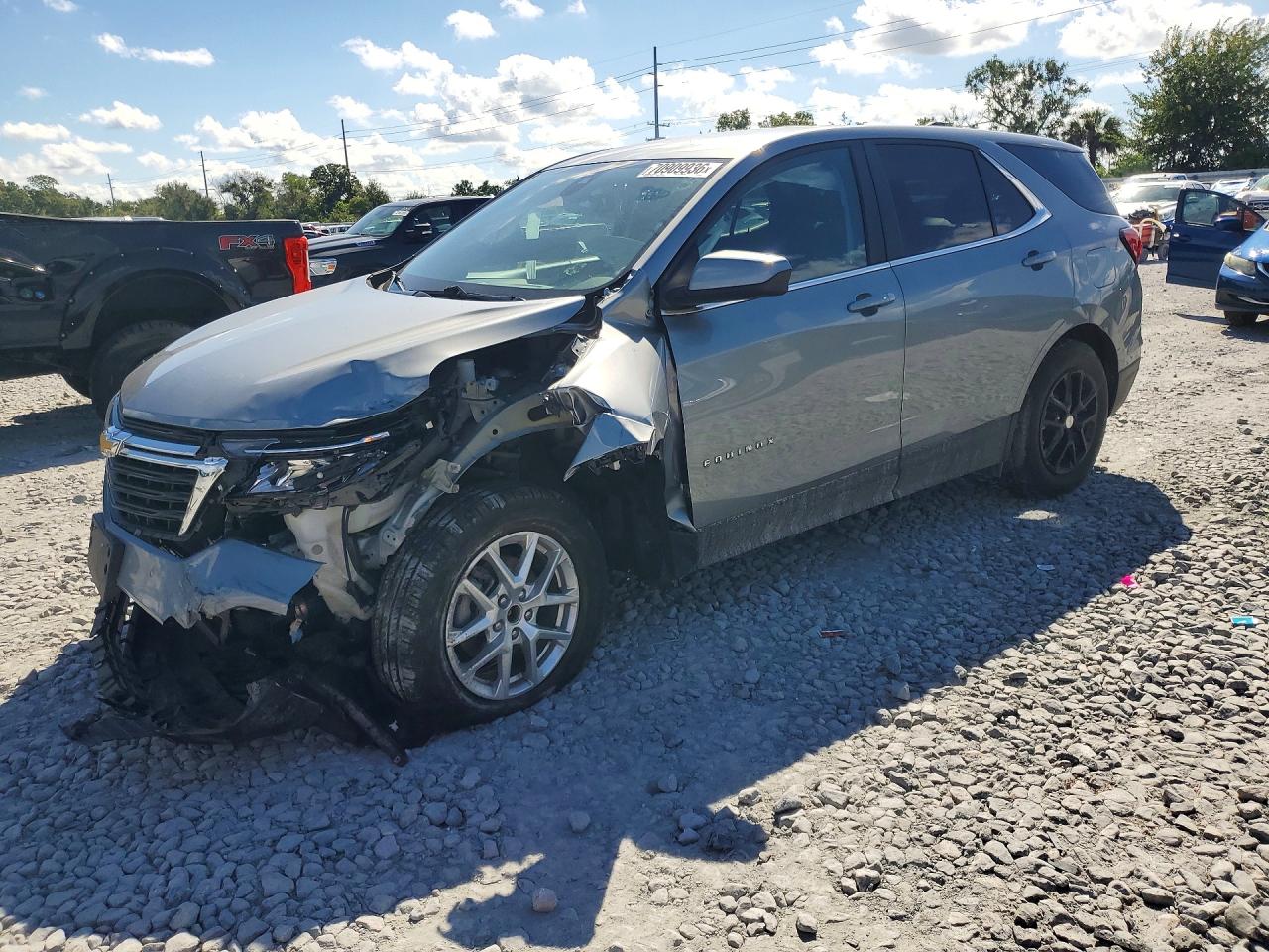 2024 CHEVROLET EQUINOX LT (1LT) — Front 3/4
