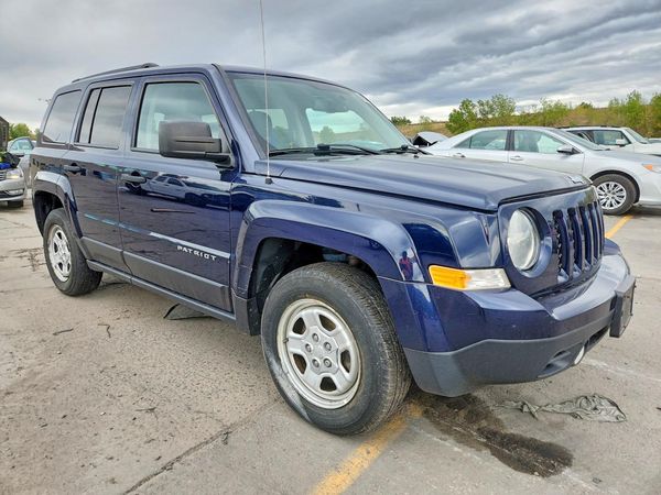 2016 JEEP PATRIOT Sport — Passenger 3/4