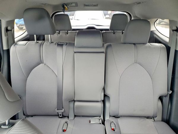 2022 TOYOTA HIGHLANDER LE — SUVN