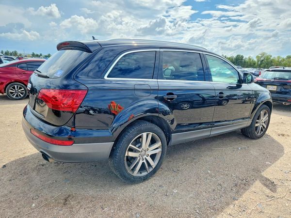 2013 AUDI Q7 Premium Plus — PSRA