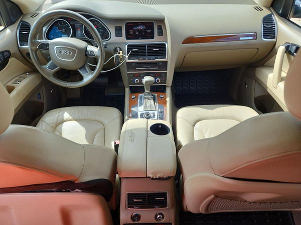 2013 AUDI Q7 Premium Plus — CKPT
