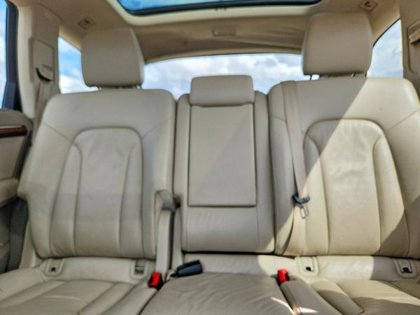 2013 AUDI Q7 Premium Plus — SUVN