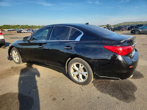 2015 INFINITI Q50 — DSRA