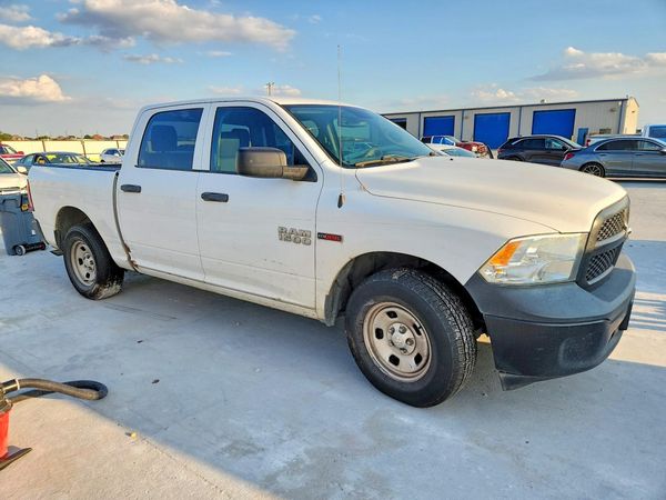 2018 RAM 1500 ST — Passenger 3/4
