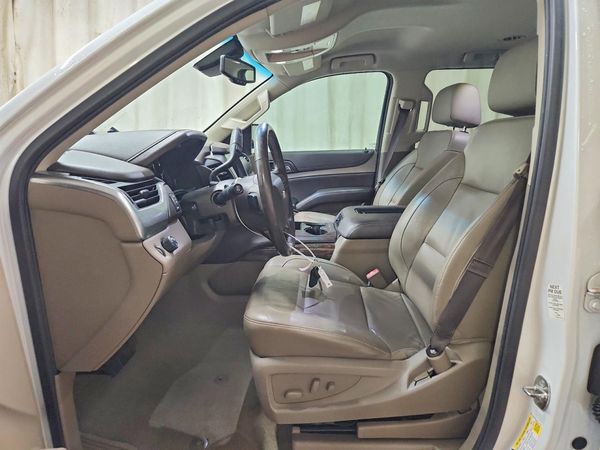 2017 CHEVROLET TAHOE LT — DENT