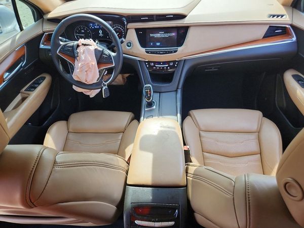 2017 CADILLAC XT5 Platinum — CKPT