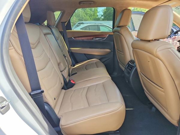 2017 CADILLAC XT5 Platinum — PSRS