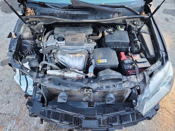 2017 TOYOTA CAMRY LE/SE/XLE/XSE — Engine bay