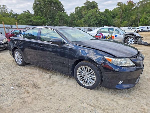 2013 LEXUS ES350 350 — Passenger 3/4