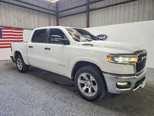 2026 RAM 1500 Big Horn/Lonestar — Passenger 3/4