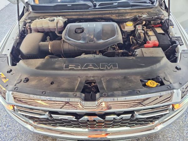2026 RAM 1500 Big Horn/Lonestar — Engine bay