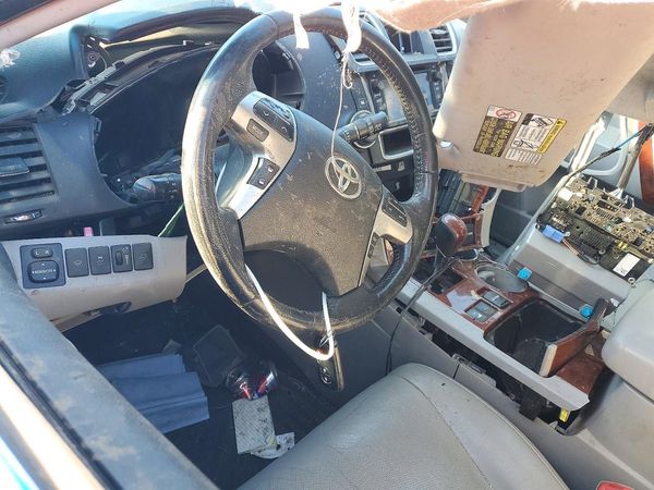 2013 TOYOTA HIGHLANDER Base/Hybrid — CKPT