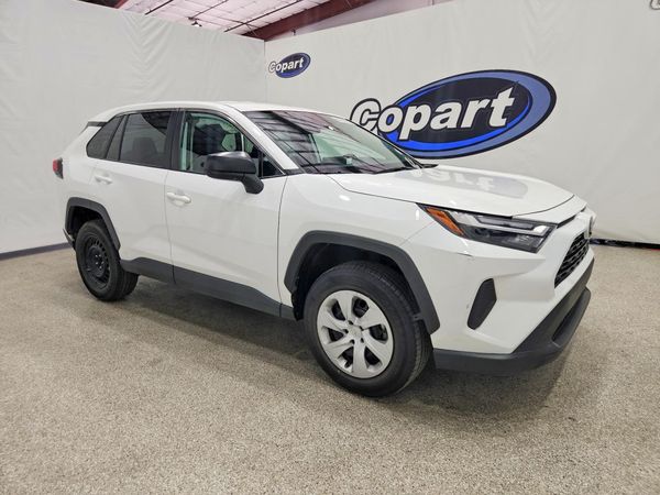 2025 TOYOTA RAV4 — Passenger 3/4