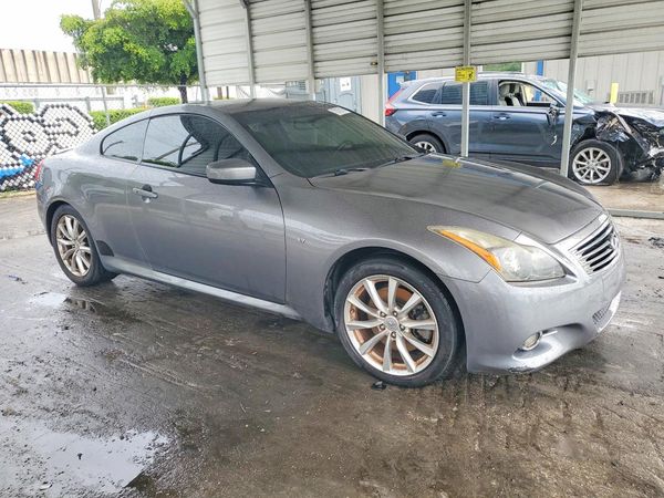 2014 INFINITI Q60 — Passenger 3/4