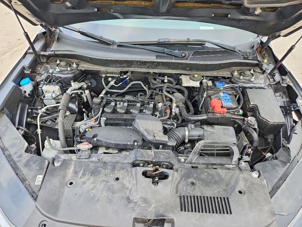 2025 HONDA CR-V — Engine bay