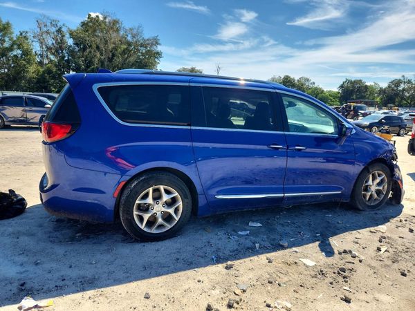 2020 CHRYSLER PACIFICA Touring L — PSRA