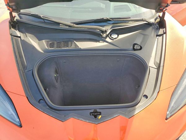 2021 CHEVROLET CORVETTE Preferred 2LT — Engine bay