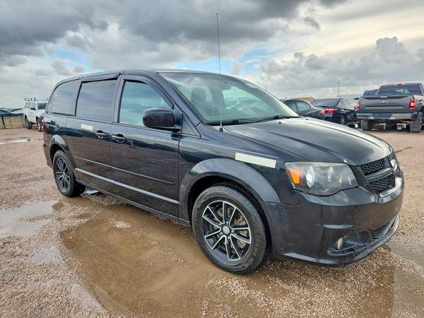 2017 DODGE GRAND CARAVAN SXT — Passenger 3/4