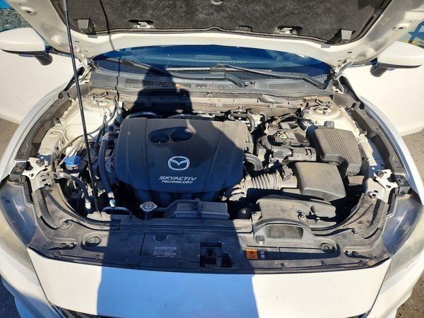 2014 MAZDA 6 — Engine bay