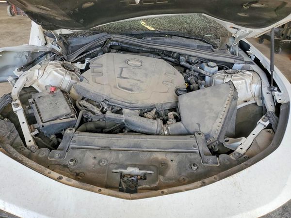2020 CHEVROLET CAMARO 1LS/1LT — Engine bay