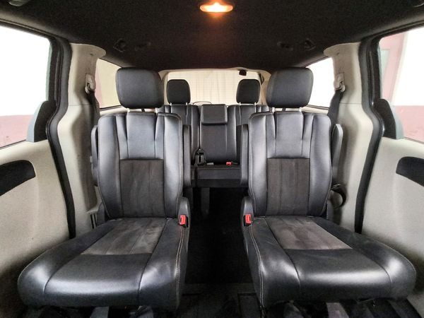 2019 DODGE GRAND CARAVAN SXT — SUVN