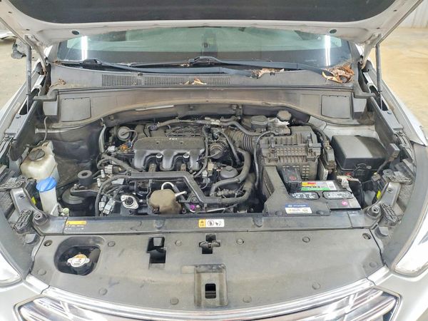 2015 HYUNDAI SANTA FE TOP — Engine bay