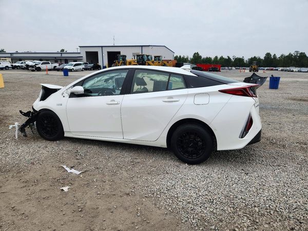 2017 TOYOTA PRIUS Three/Four/Four Adv — DSRA