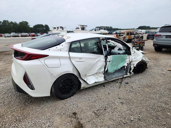 2017 TOYOTA PRIUS Three/Four/Four Adv — PSRA
