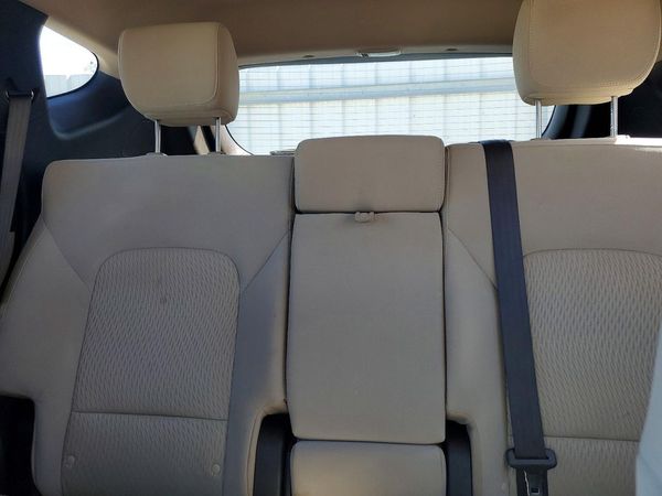 2017 HYUNDAI SANTA FE — SUVN