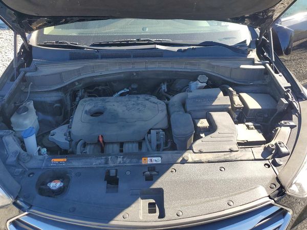 2017 HYUNDAI SANTA FE — Engine bay
