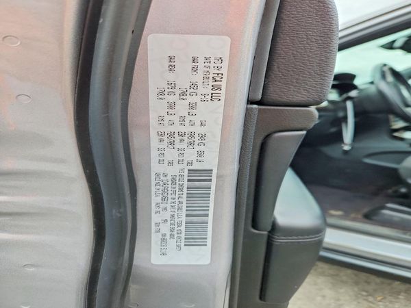 2016 JEEP CHEROKEE Laredo — VINS