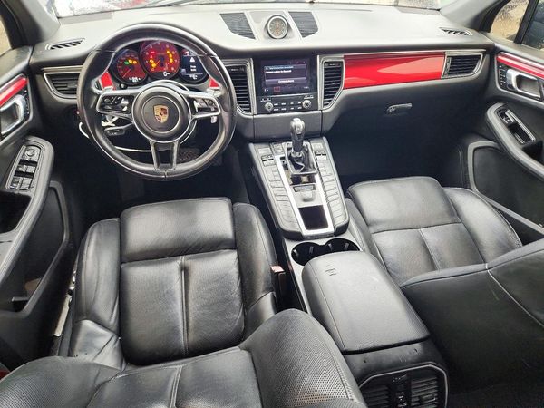 2017 PORSCHE MACAN — CKPT