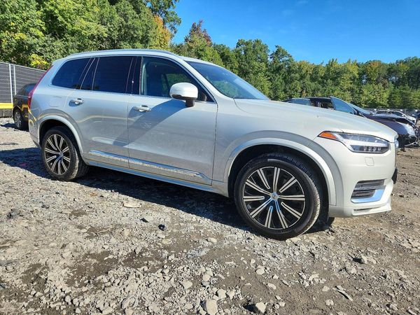 2020 VOLVO XC90 Inscription — Passenger 3/4