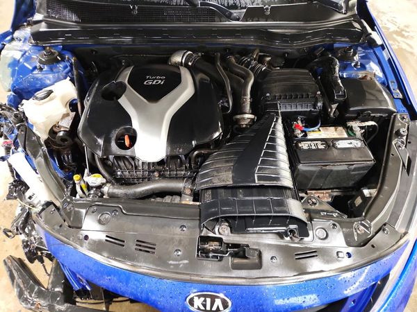 2013 KIA OPTIMA SX — Engine bay