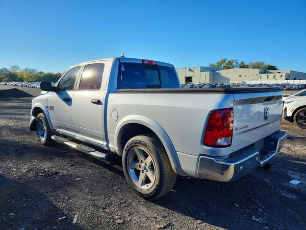 2015 RAM 1500 SLT — DSRA
