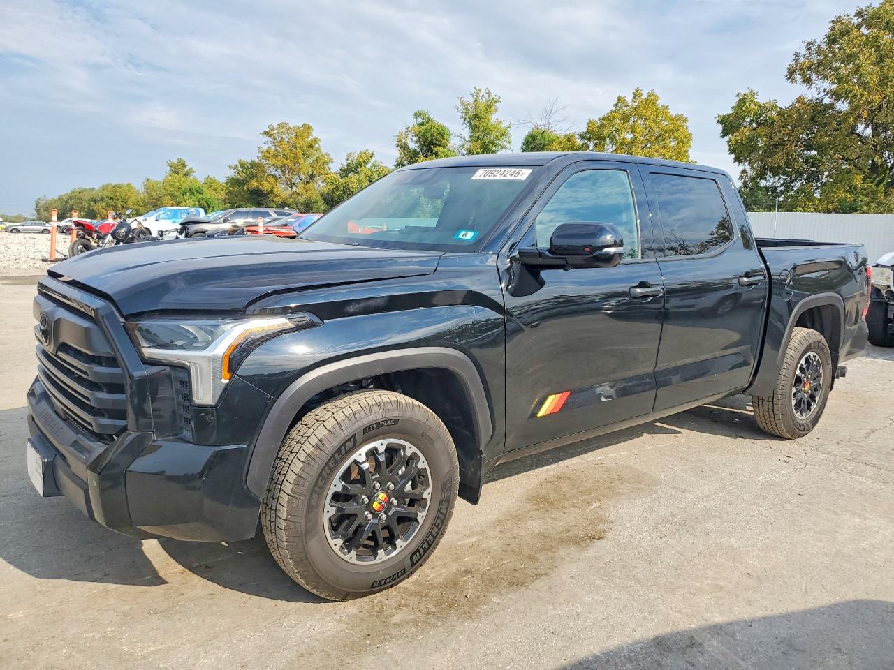 2025 TOYOTA TUNDRA — Front 3/4