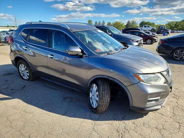 2018 NISSAN ROGUE — Passenger 3/4