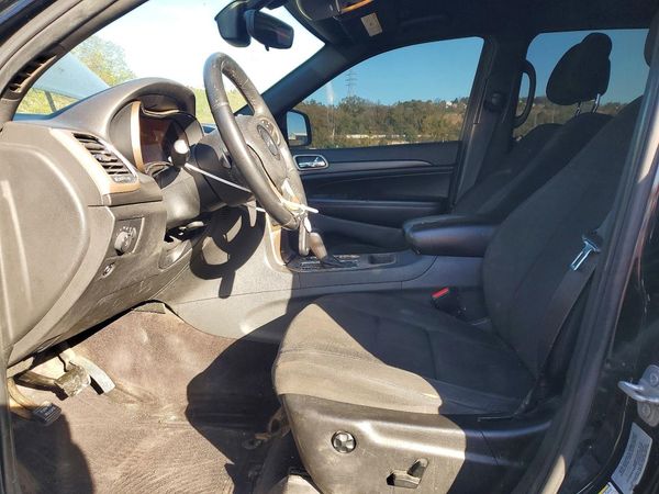 2017 JEEP GRAND CHEROKEE Laredo — DENT