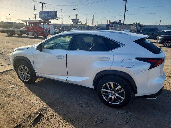 2015 LEXUS NX 200t Luxury — DSRA
