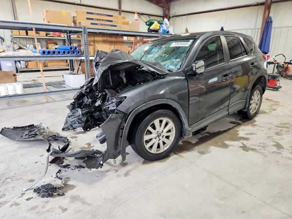 2014 MAZDA CX-5 Sport/GX — Front 3/4