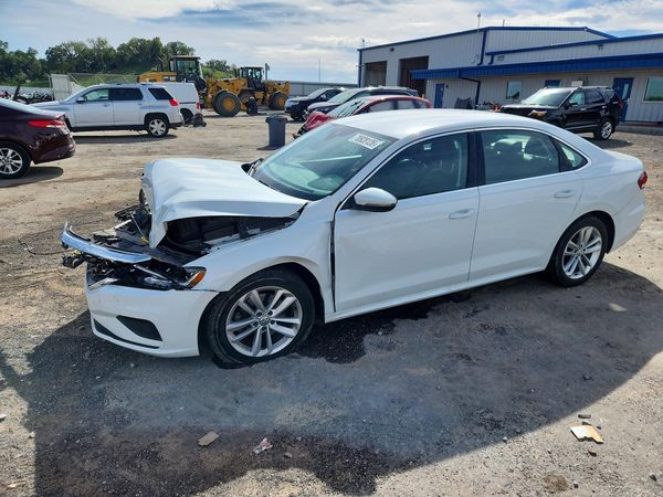 2020 VOLKSWAGEN PASSAT SE — Front 3/4